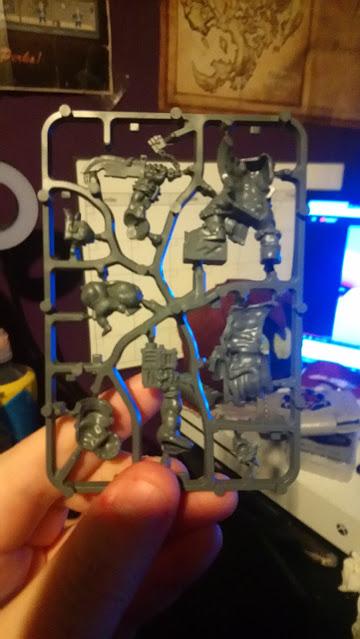 Esta un poco verde este enano,no?