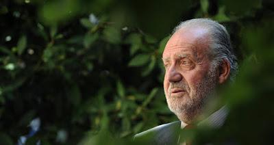 El rey emérito confiesa que ha defraudado a Hacienda y que le han pillado.