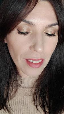 ¿Negro o burdeos? Ayúdame a elegir entre dos looks de fiesta 06