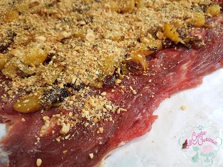 PLUMA  DE TERNERA RELLENA DE MANZANA Y PASAS