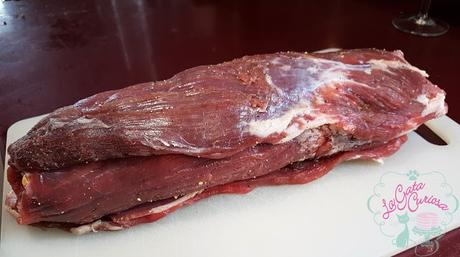 PLUMA  DE TERNERA RELLENA DE MANZANA Y PASAS