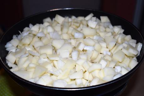 Tortilla de patatas con trompetas de la muerte