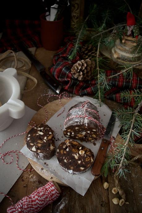 salami-de-chocolate-galletas-y-frutos-secos-para-navidad