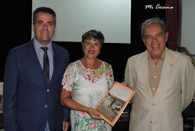 ECHAR LA VISTA ATRÁS PARA MIRAR AL FUTURO (MI COCINA CARMEN ROSA)