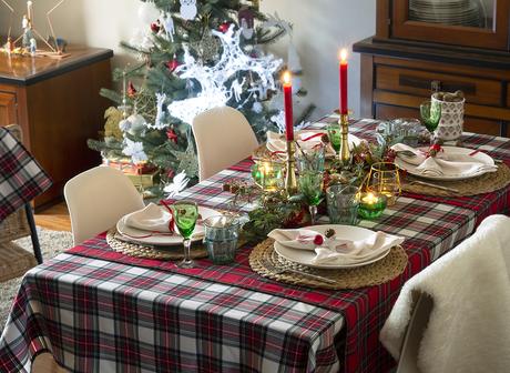 Nuestra mesa navideña en cuadros escoceses15