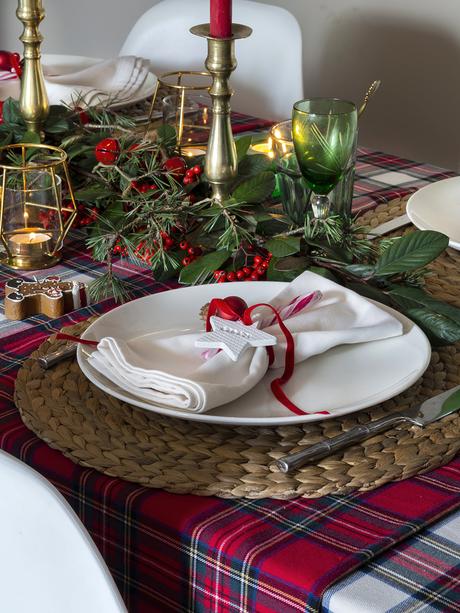 Nuestra mesa navideña en cuadros escoceses4