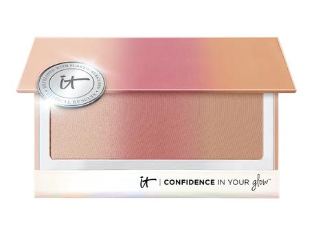 Este es el arsenal de maquillaje que necesitas para darle a tu piel todo el 'glow' que está pidiendo por Navidad Este es el arsenal de maquillaje que necesitas para darle a tu piel todo el 'glow' que está pidiendo por Navidad