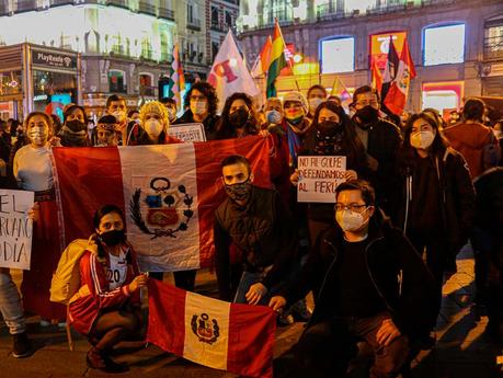 La distancia que no nos separa. Testimonio de una peruana viviendo en Madrid La distancia que no nos separa. Testimonio de una peruana viviendo en Madrid