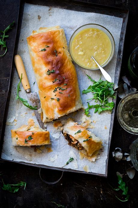 STRUDEL DE SETAS CON FRUTOS SECOS Y PASAS