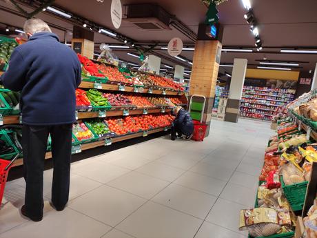 El Supermercado GADIS de la Calle Ancha reabre en Ponferrada, ampliando la superficie de venta 3