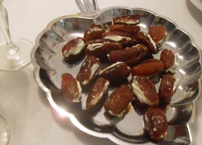 Dátiles rellenos de queso crema