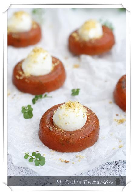 Falsa Panna Cotta de Tomate con Mozarella