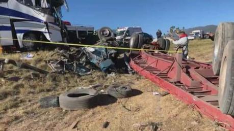 Carambola en la Matehuala deja 3 personas muertas y varios heridos