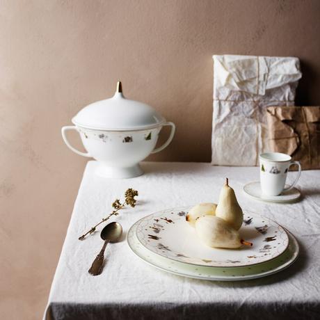 Wik & Walsøe christmas scandinavian table set scandinavian style scandinavian design norwegian porcelain norwegian design nordic style nordic design nordic christmas navidad 2020 mesas de navidad mesa de navidad estilo nórdico estilo escandinavo diseño noruego decoración navideña decoración mesa navideña christmas table christmas scandinavian interiors christmas decor  