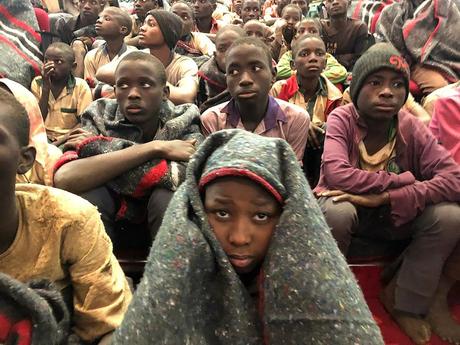 Liberan a más de 300 niños secuestrados en Nigeria por el Boko Haram
