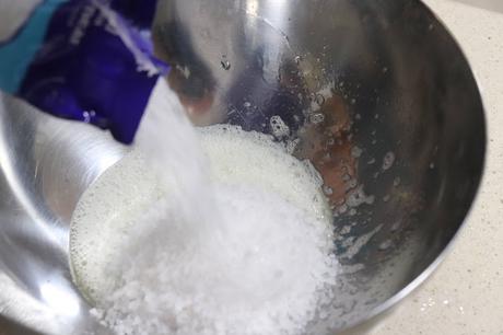 Receta de lubina a la sal con un toque picantito, cómo asarla para que quede en su punto y la costra de sal salga sin romperse