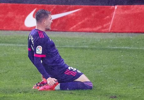 Crónica Sevilla FC 1 - Real Valladolid 1 Crónica Sevilla FC 1 - Real Valladolid 1