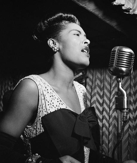 Billie Holiday and Her Orchestra. “Trav’lin’ All Alone”