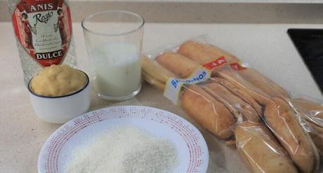 Los ingredientes para hacer pastelitos de coco con Thermomix
