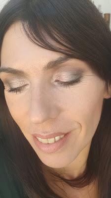 rostro 02 Maquillajes GLAM versión low cost: TOPO 05