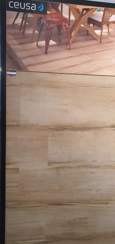 Novedades en revestimientos símil madera y en gran formato de Bagno & Company 20201118_150027