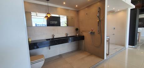 Novedades en revestimientos símil madera y en gran formato de Bagno & Company 20201118_150803