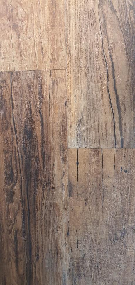 Novedades en revestimientos símil madera y en gran formato de Bagno & Company 20201118_145939