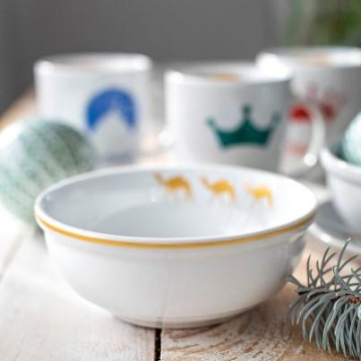 SET DE REYES DE PORCELANA DE LA REGADERA ROJA: IDEAL PARA TENERLO SIEMPRE EN NUESTRO HOGAR