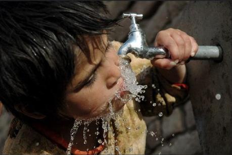Conflictos por el Agua (II): El Mundo Necrófago y la Vida Cotizando en Bolsa