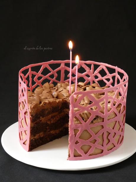 Tarta de Chocolate con cenefa Ruby Tarta de Chocolate con cenefa Ruby