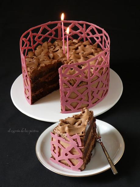 Tarta de Chocolate con cenefa Ruby Tarta de Chocolate con cenefa Ruby