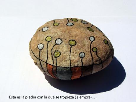 La piedra sigue ahí. La piedra sigue ahí.