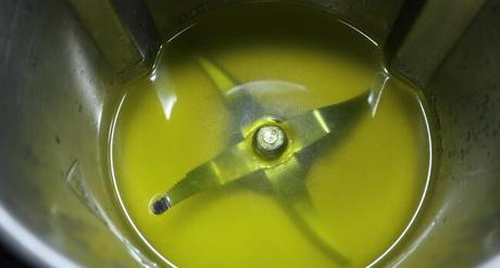 Mousse de Limón con Mambo Echamos el resto del agua y ponemos de nuevo a calentar