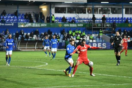 Crónica Linares Deportivo 0 - Sevilla FC 2
