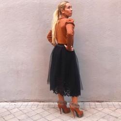 Falda Midi Tul Negra