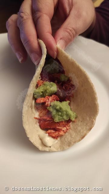 (Recetas de Tacos) Pechuga de pollo mechada en achiote