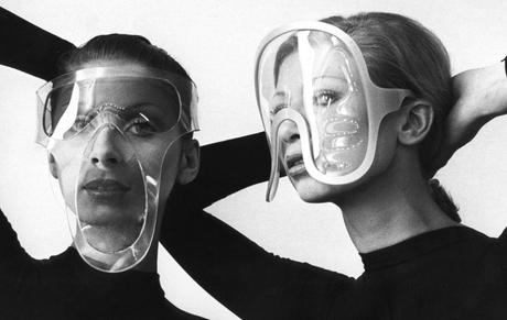 fotos moda futurista años 60: pierre cardin ropa 4