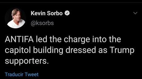 Hércules destruido triplemente por Xena, Mercer y Atencio Hércules destruido triplemente por Xena, Mercer y Atencio