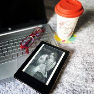 Reseña Sombra de sangre, de Clara Barceló Reseña Sombra de sangre, de Clara Barceló