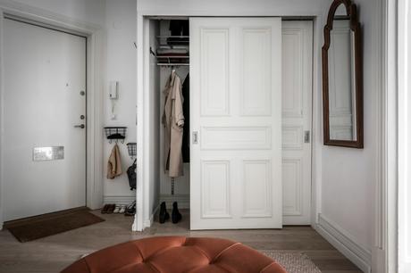 delikatissen sofas nordicos sofás lavables sofás grises sofás desenfundable sofás de tela sofás color neutro sofá minimalista sofá cover scandinavian decor scandinavian couch salón con sofás diferentes nordic style nordic sofá living room with different sofas ikea sofá fabric sofás fabric couch estilo escandinavo decoración nórdica  