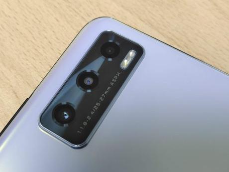 vivo Y70, review de un modesto pero matón