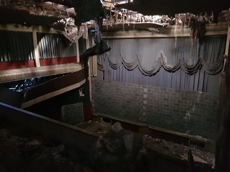 VÍDEO | Ponferrada dice adiós al Teatro Adriano, el penúltimo cine de la 'ciudad del Dólar' 2