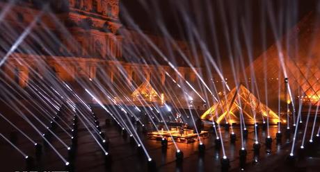David Guetta y su espectacular despliegue de luz y sonido de año nuevo en el Louvre David Guetta y su espectacular despliegue de luz y sonido de año nuevo en el Louvre