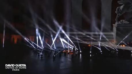 David Guetta y su espectacular despliegue de luz y sonido de año nuevo en el Louvre 27