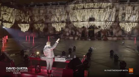 David Guetta y su espectacular despliegue de luz y sonido de año nuevo en el Louvre 9