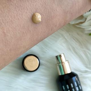 Intensive Skin Serum Foundation de Bobby Brown 10