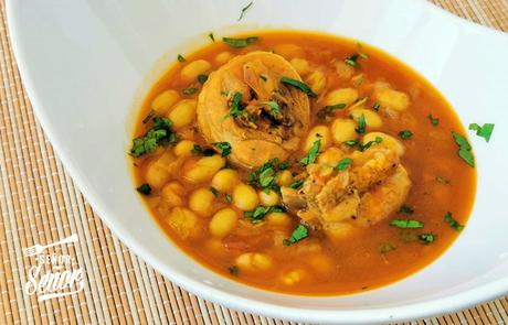 Pochas con pollo de corral, una receta sana y casera