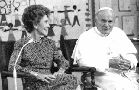 Codex Magica 17: Triángulos Arriba, Triángulos Abajo, Triángulos Por Todos Lados