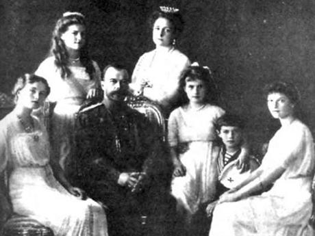 Codex Magica 17: Triángulos Arriba, Triángulos Abajo, Triángulos Por Todos Lados