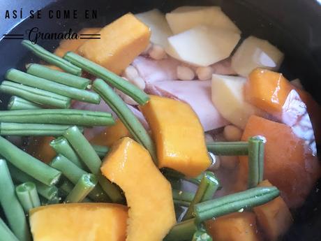 Puchero de habichuelas verdes y calabaza Puchero de habichuelas verdes y calabaza